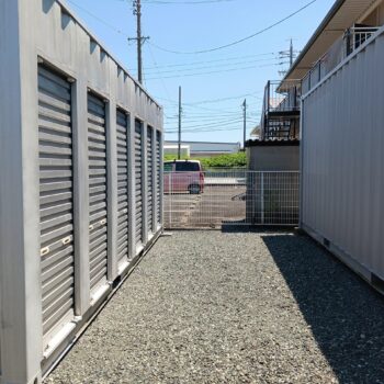 コンテナスクエア越津店