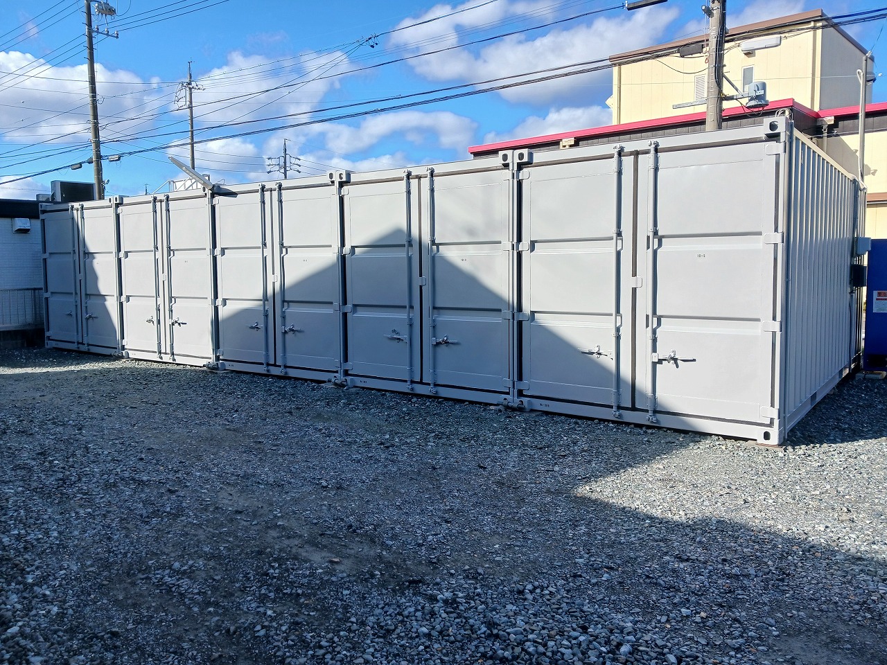 コンテナスクエア気噴店