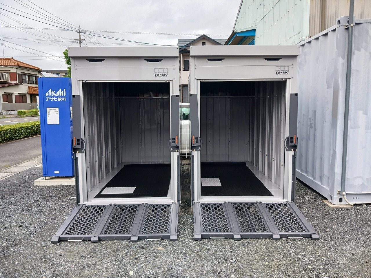 コンテナスクエア湯山店