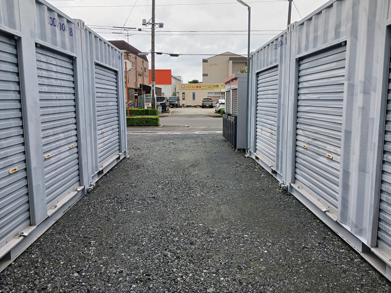 コンテナスクエア湯山店
