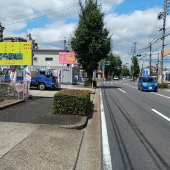 コンテナスクエア小六店