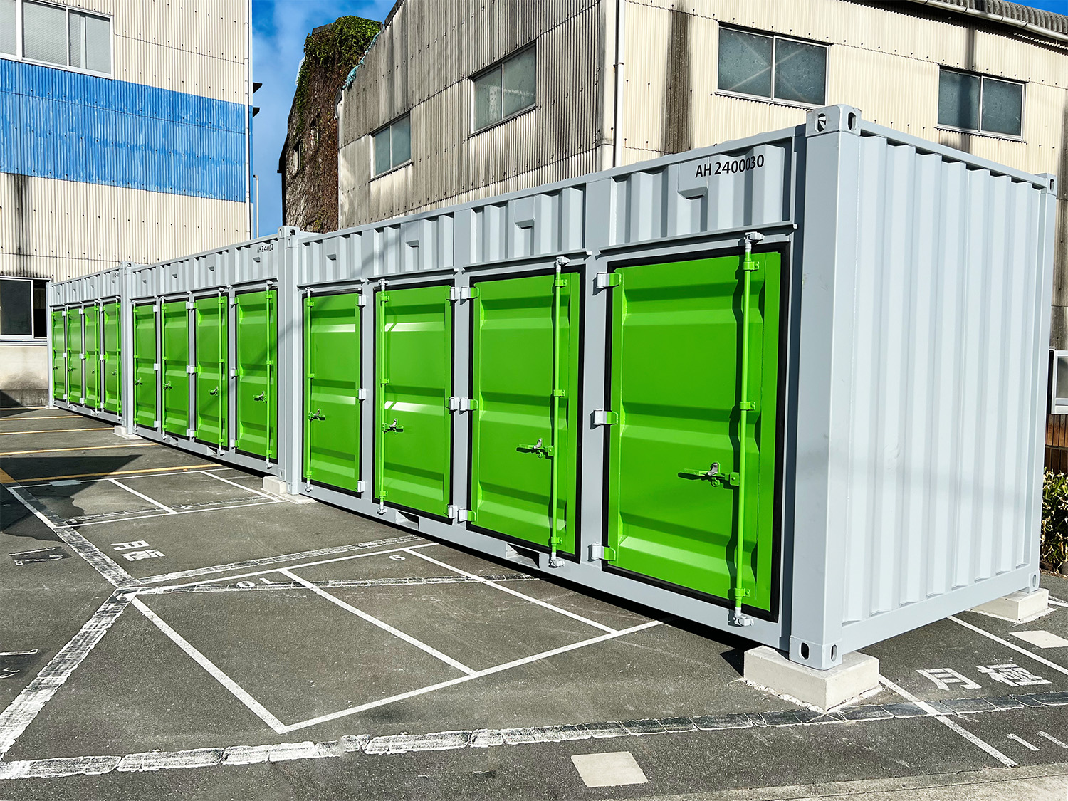 ニコニコ収納庫　姫路花田