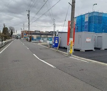 コンテナスクエア弥勒寺