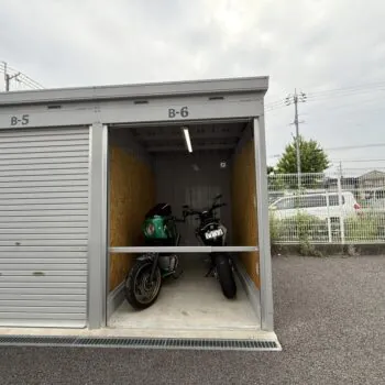 ガレージゲート枚方出口バイクガレージ