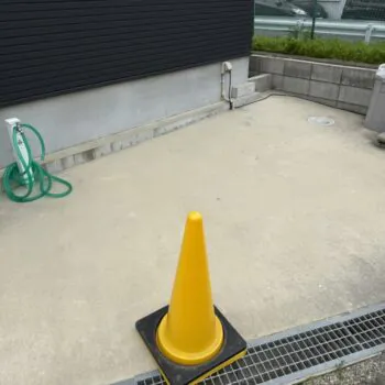 ガレージゲート枚方出口バイクガレージ