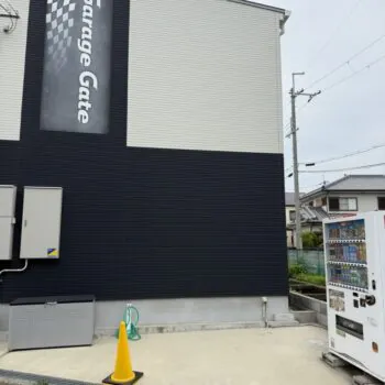 ガレージゲート枚方出口バイクガレージ