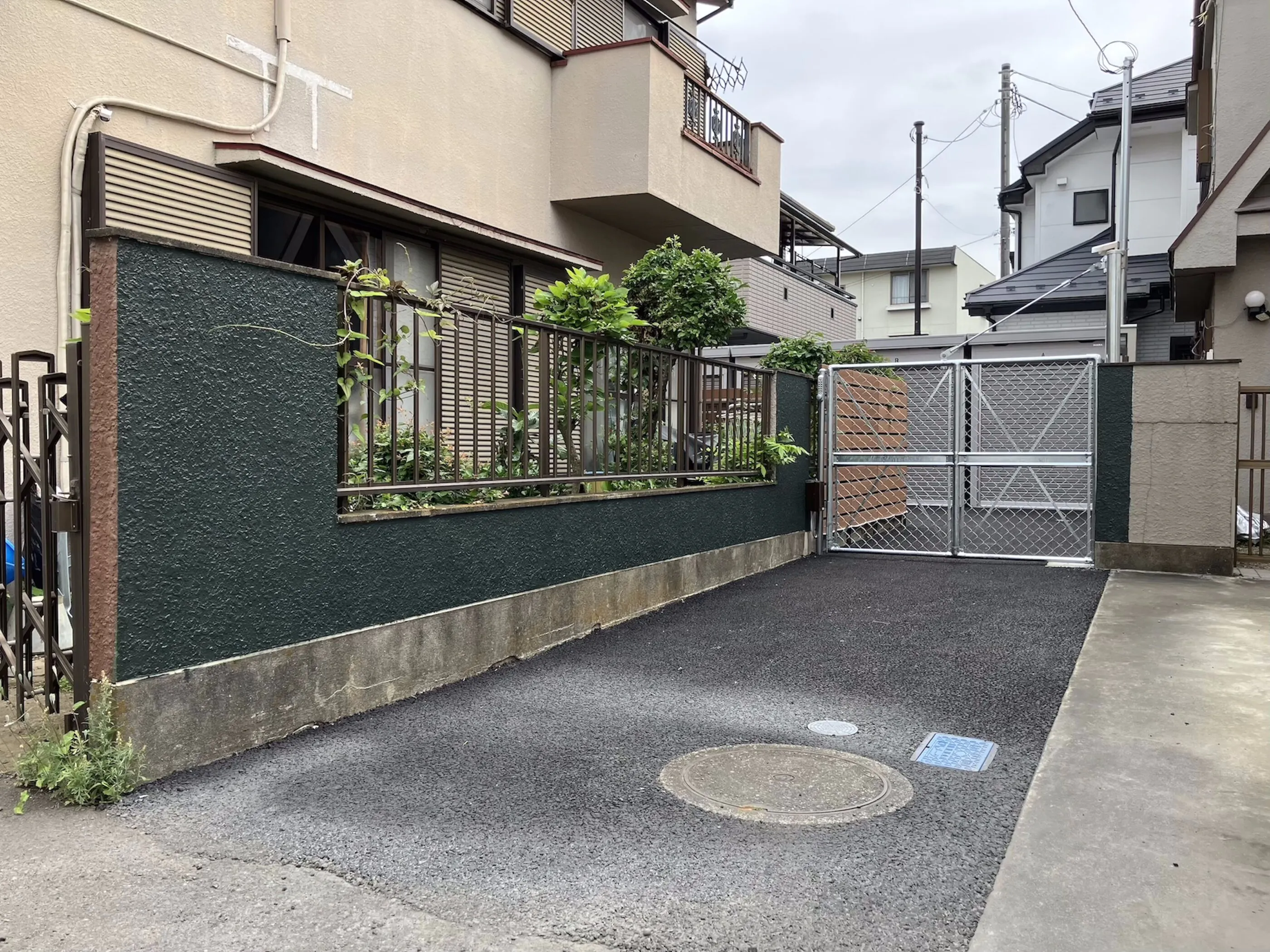 過ごすガレージ　　　　　　KRD Moto Garage青梅
