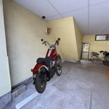 松島四丁目バイク駐輪場