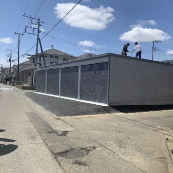 コスパガレージ幸手西（電源・照明・共用水栓付＋電気水道代込）