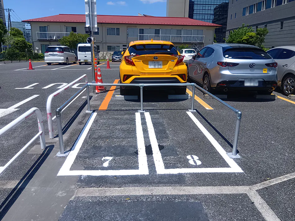 トミーバイクパーキング潮見2