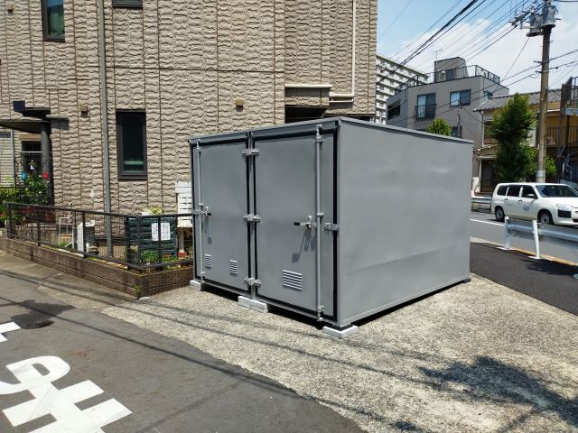 墨田区立花４丁目バイク駐車場