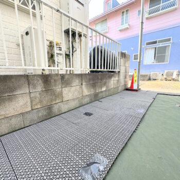 小金井市桜町　バイク置場