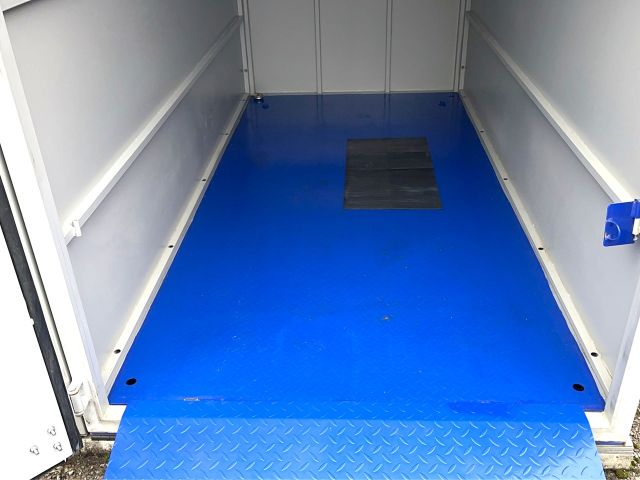 サンリーバイクガレージ相模原市南区相模台