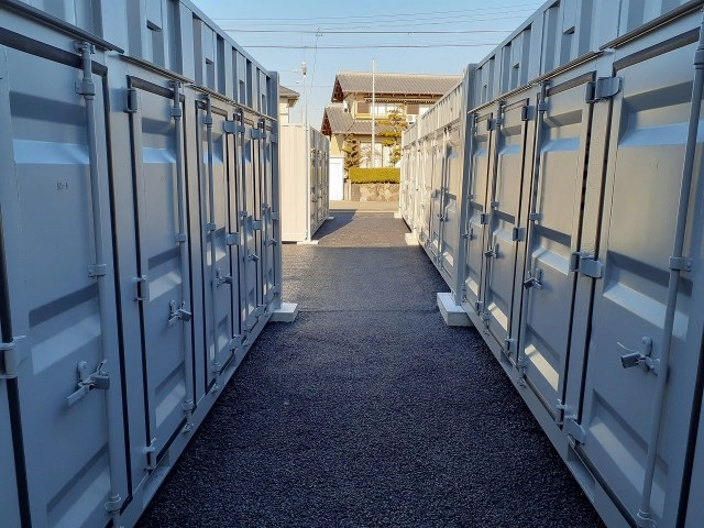 コンテナスクエア上志段味店