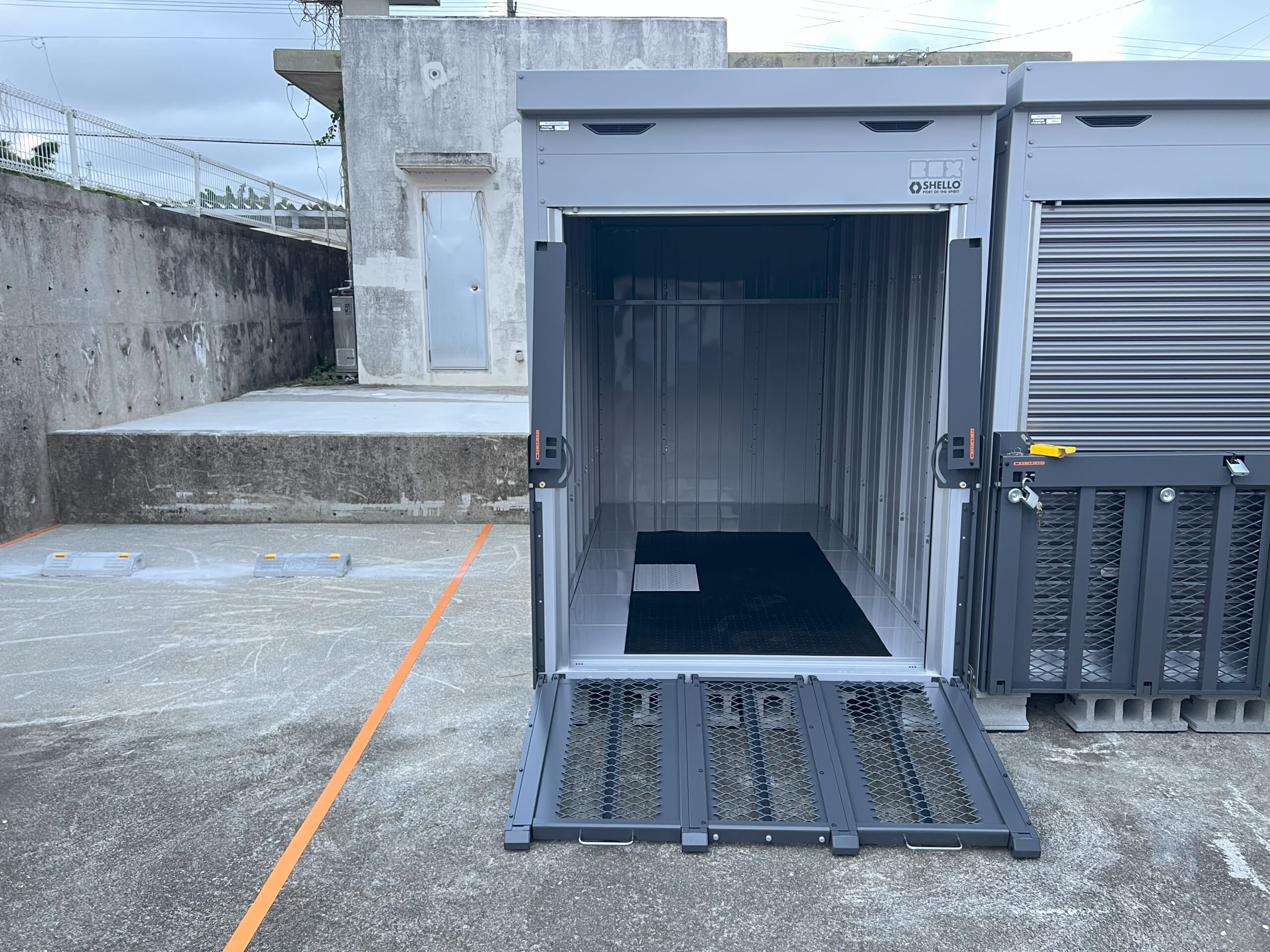 ニリーン志堅原