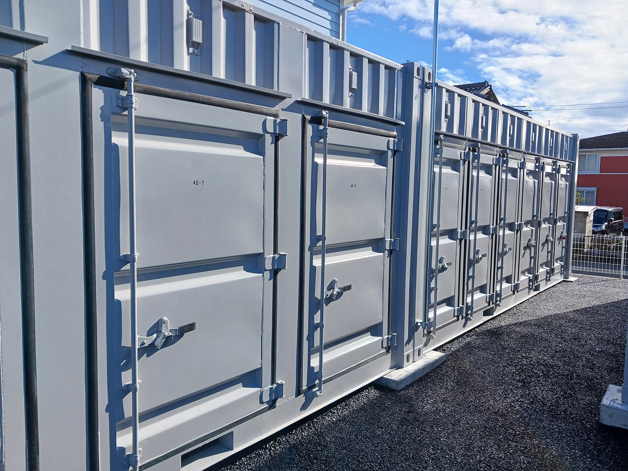 コンテナスクエア豊山店