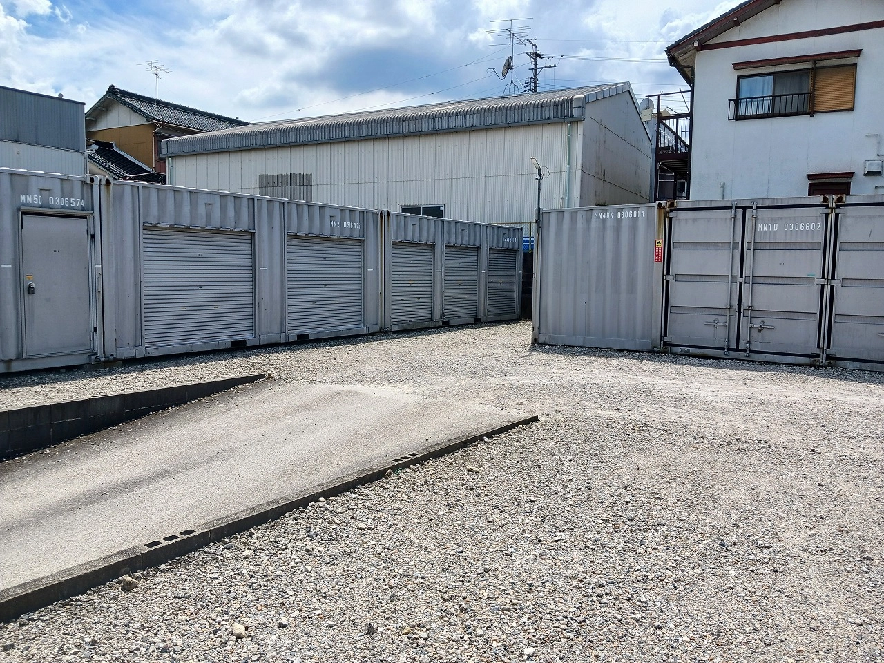 コンテナスクエア四軒家店