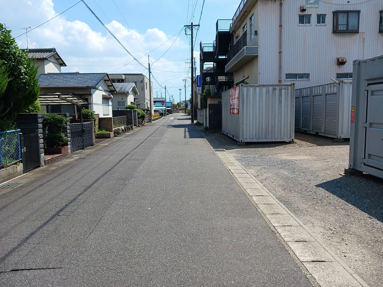 コンテナスクエア東新町店