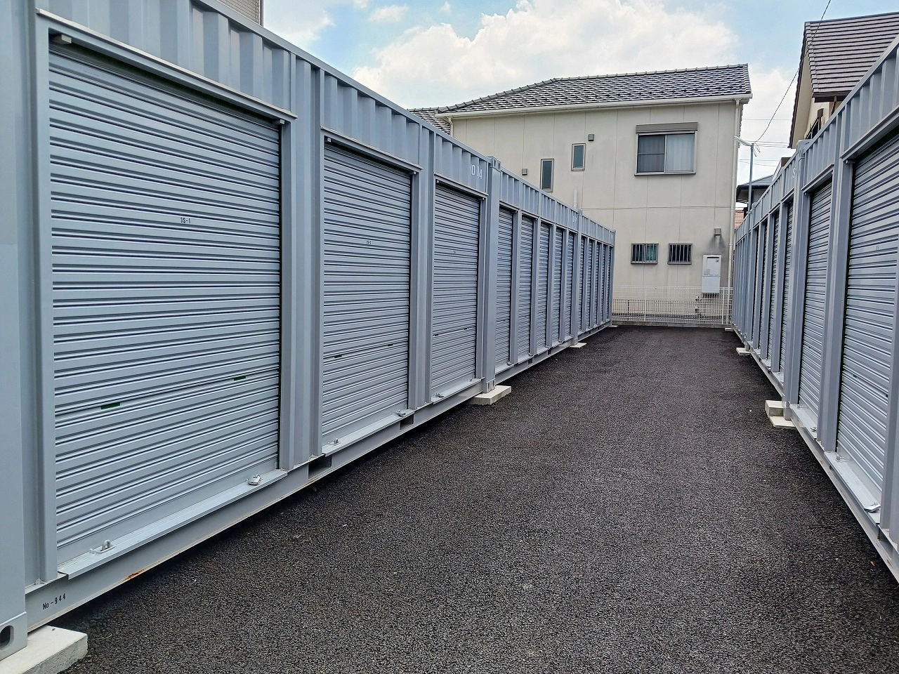 コンテナスクエア大和通店