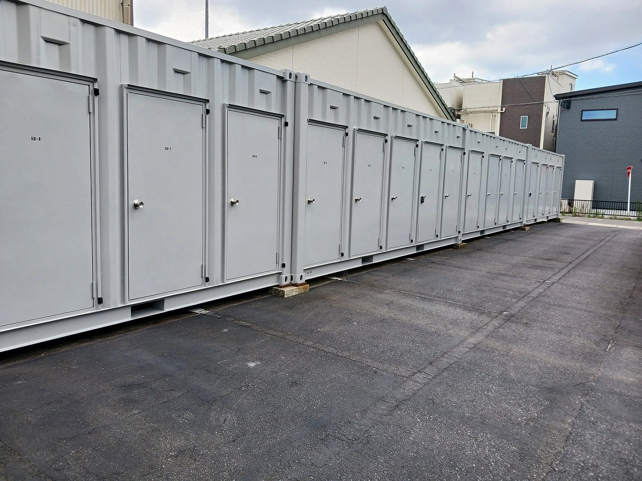 コンテナスクエア中村日比津店