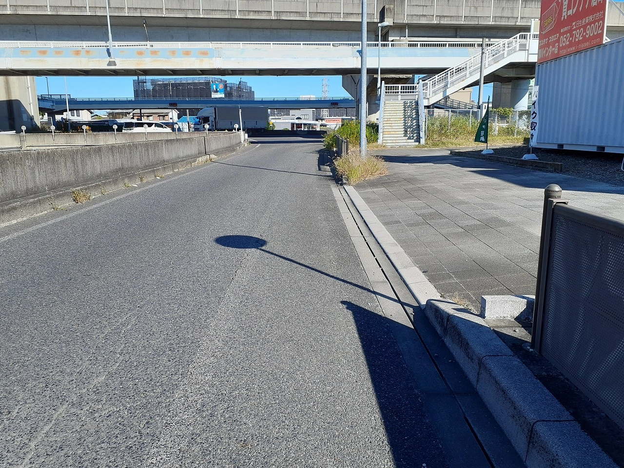 コンテナスクエア勝川インター店