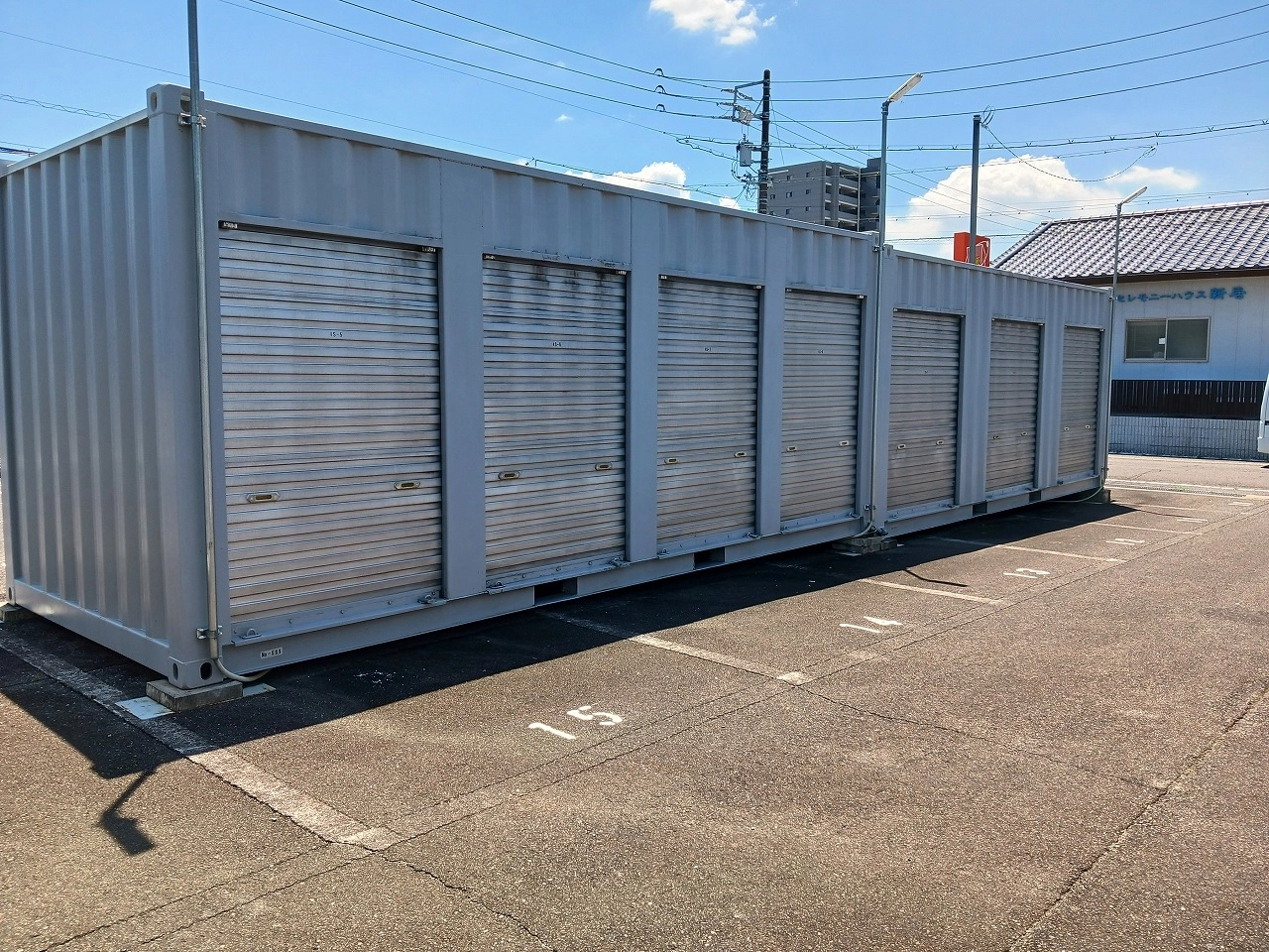 コンテナスクエア新居2号店
