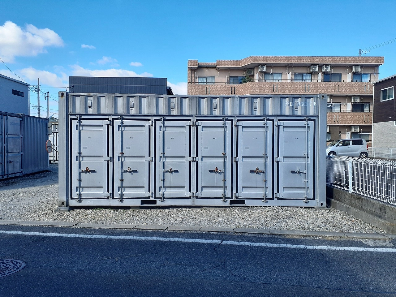 コンテナスクエア旭3号店