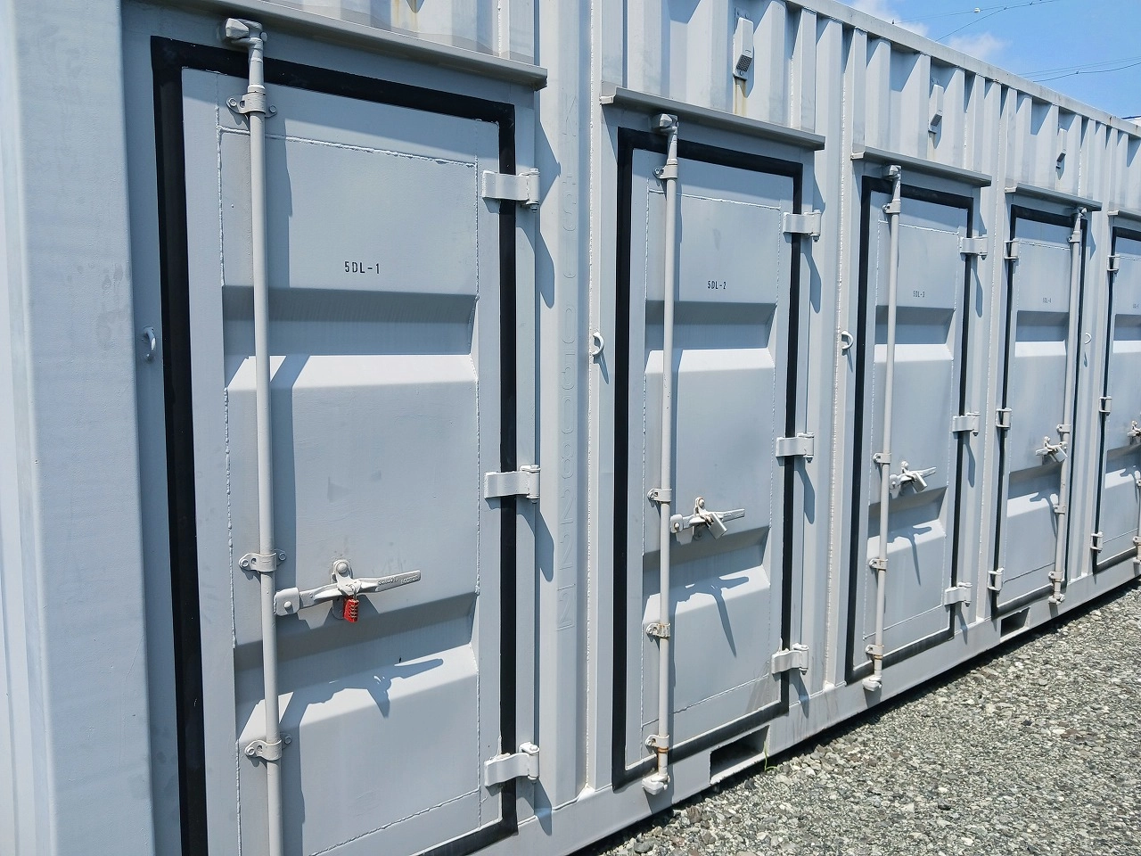 コンテナスクエア一屋２号店