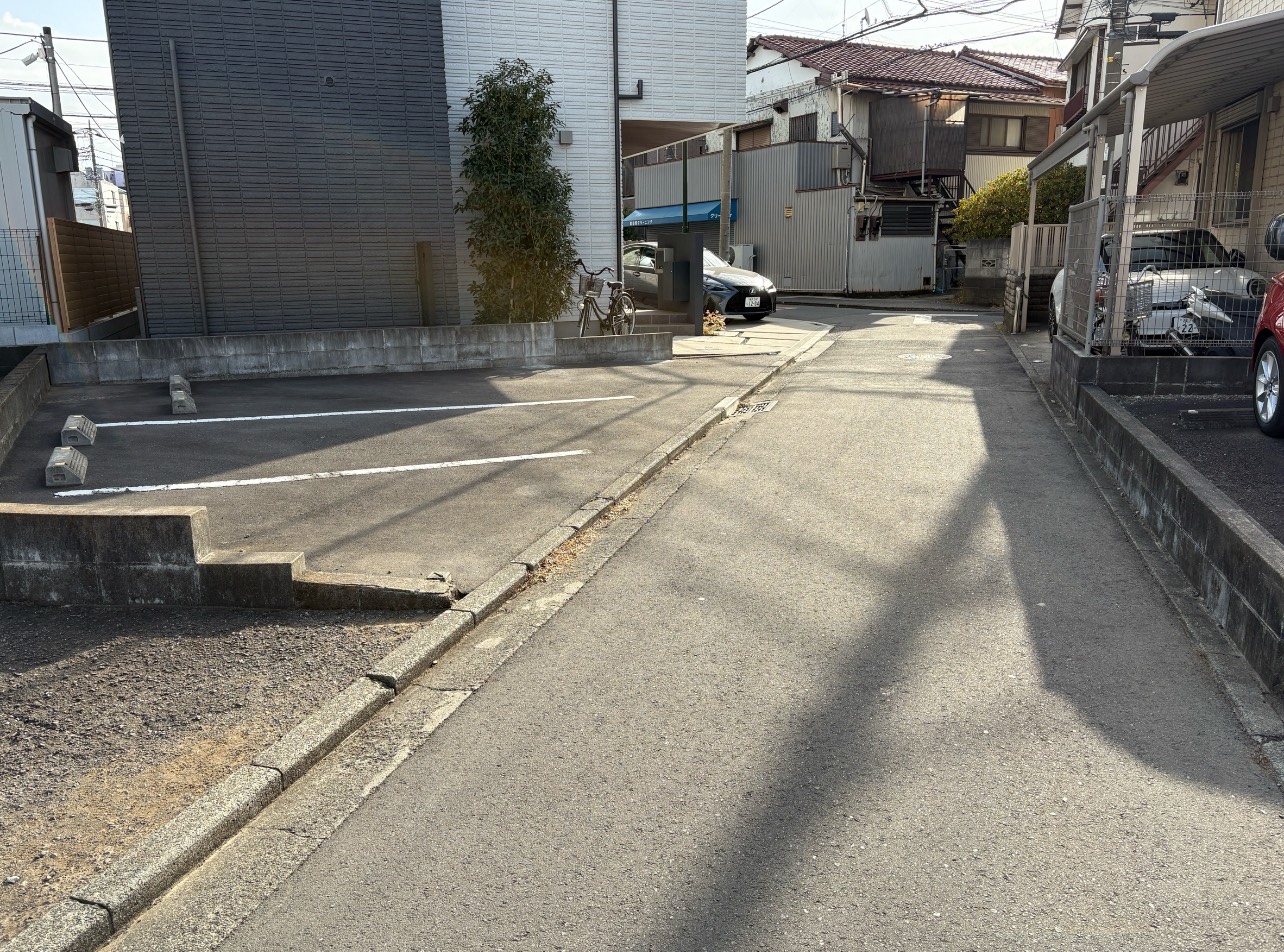 ガレージ＆屋外バイク駐車場