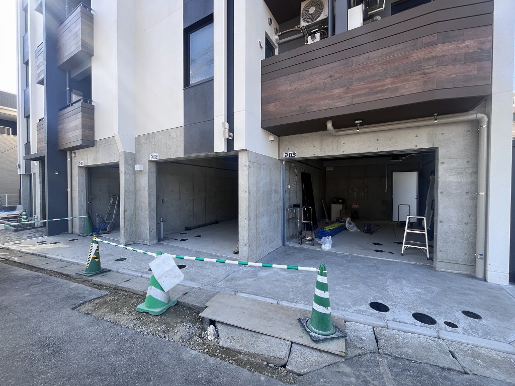 ガレット和白　駐車場ガレージ