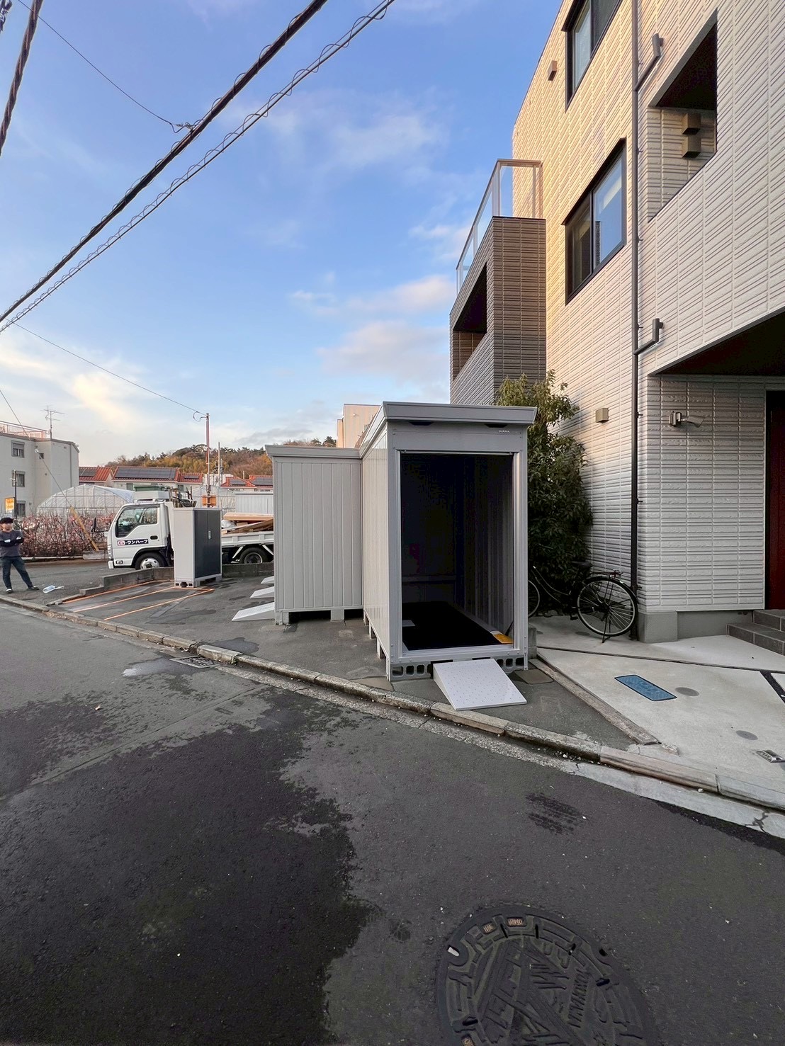 ガレージ＆屋外バイク駐車場