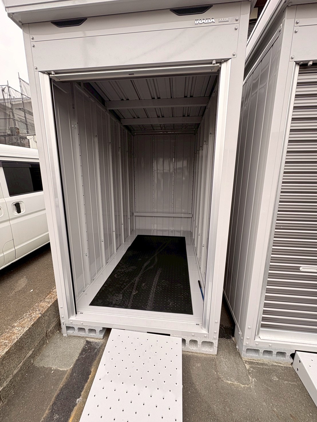 ガレージ＆屋外バイク駐車場