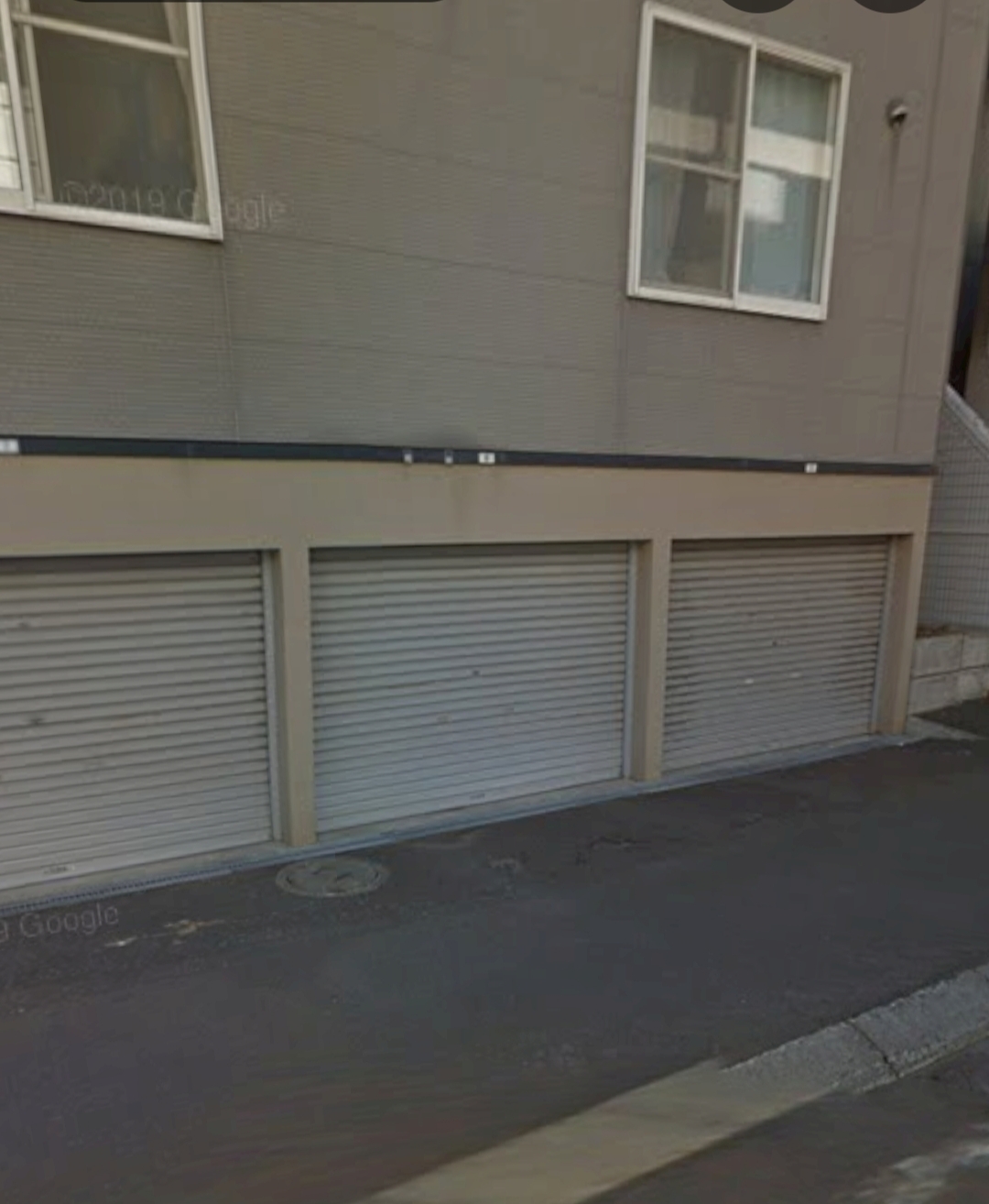 伏古 シャッター付ガレージ