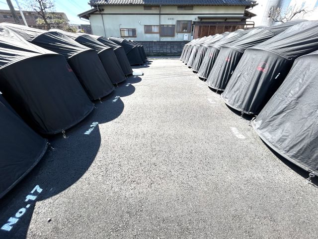 サンリーバイクガレージ厚木妻田西