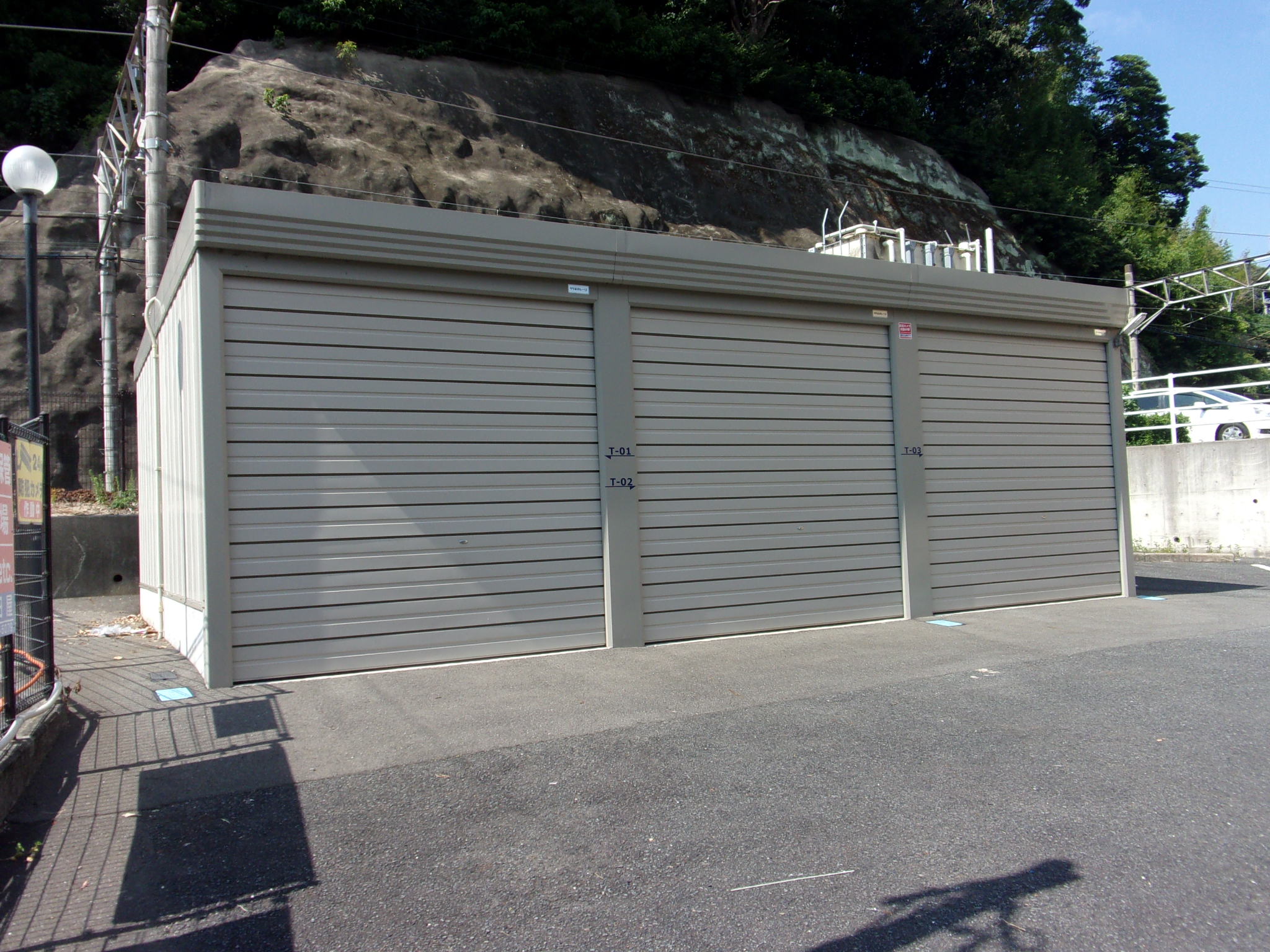 通谷ガレージ