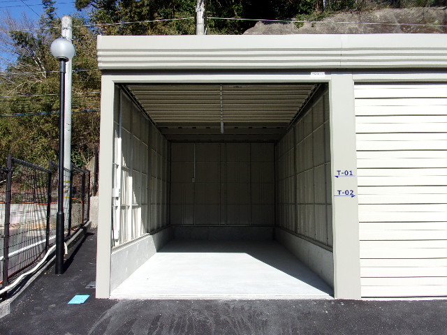 通谷ガレージ