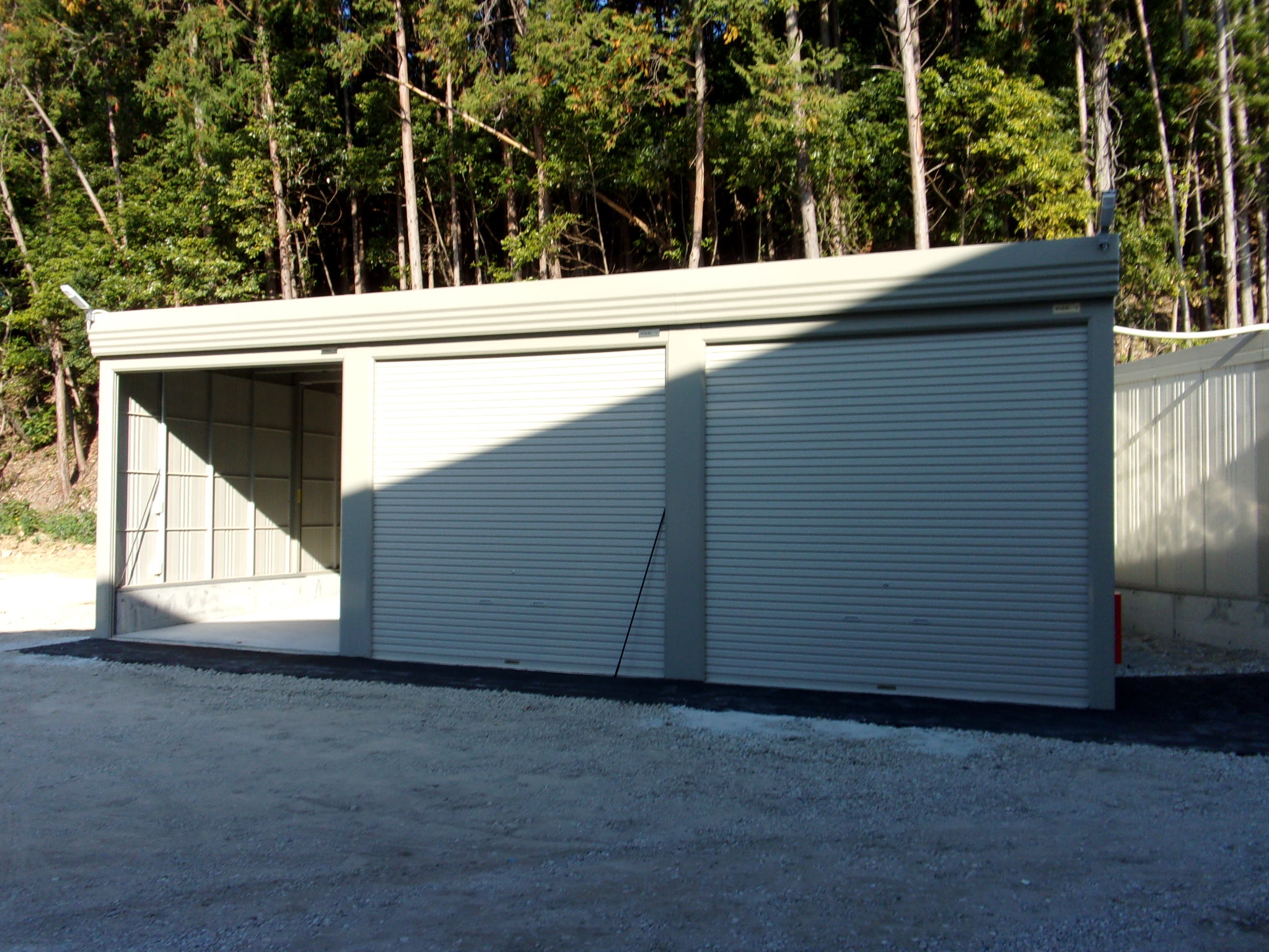 春日台ガレージ