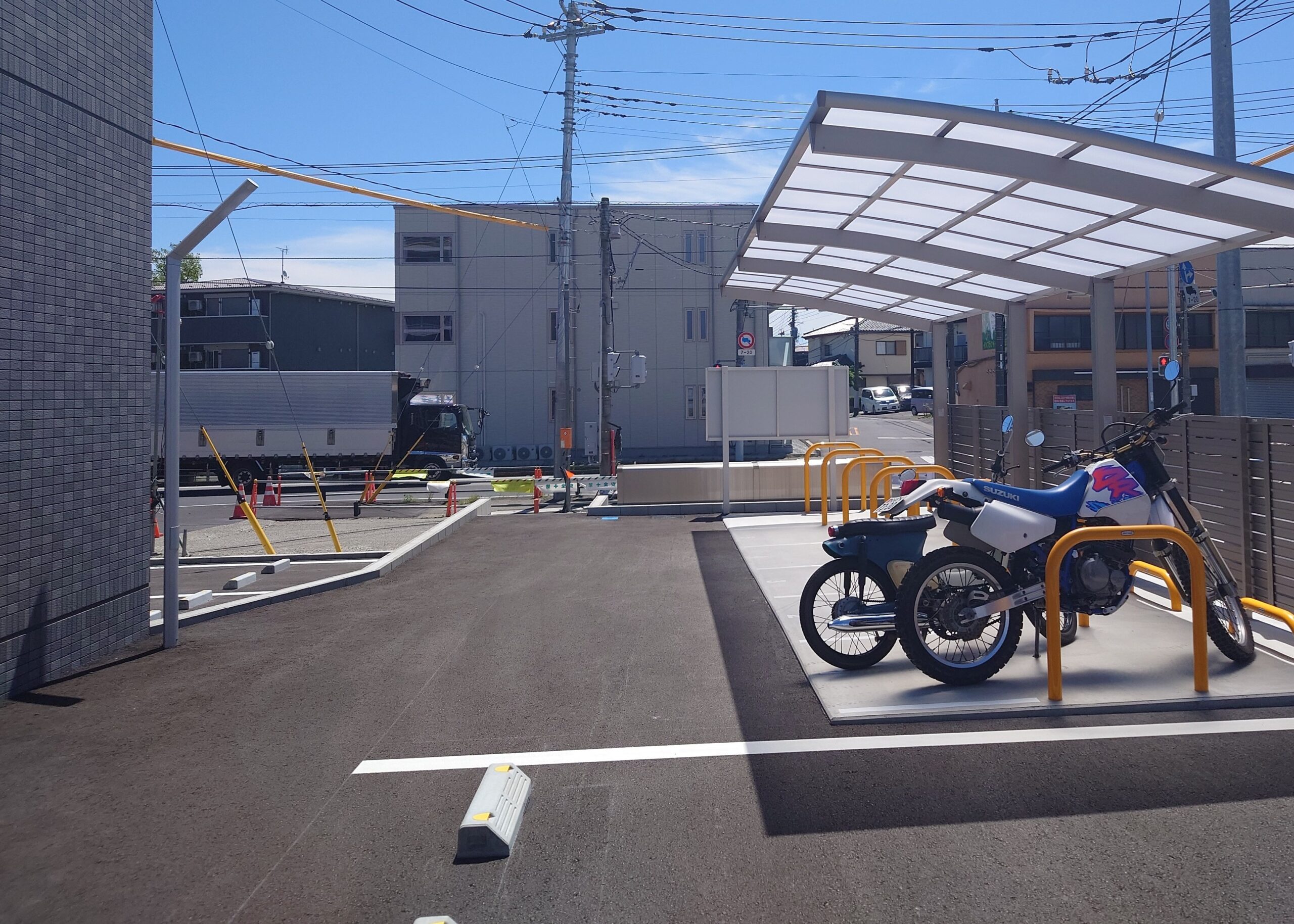 宇都宮・峰4丁目バイク駐車場