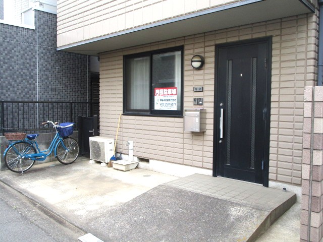 品川区中延２丁目駐車場兼バイク置き場（複数台可）