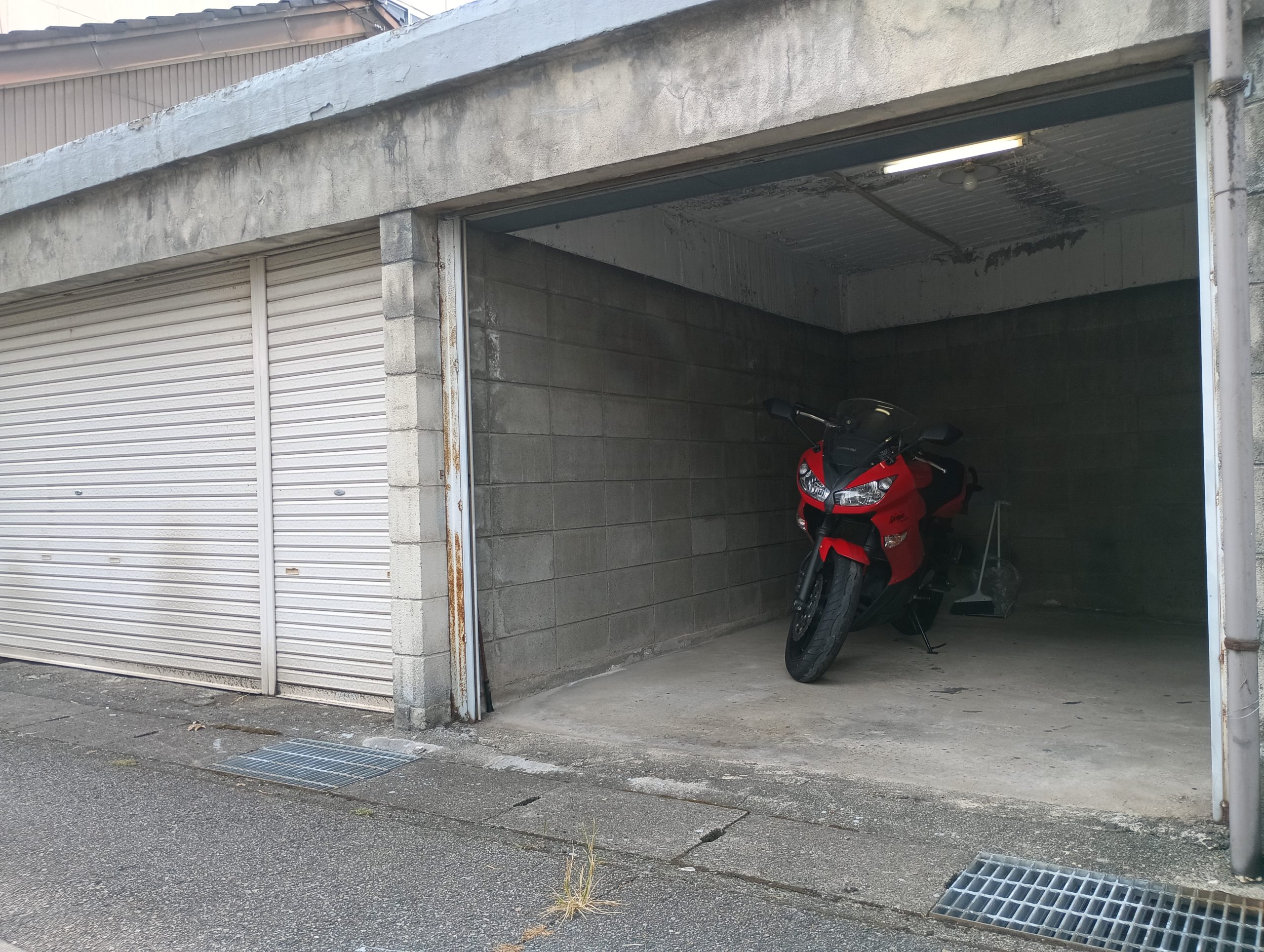 バイクガレージ富山